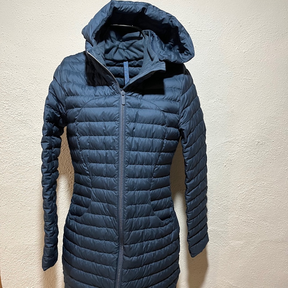 Lululemon pack it down jacket